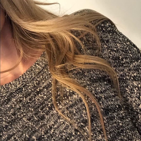 Urban Outfitters Cropped Knit Sweater - Picture 7 of 7